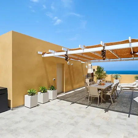 Vistapuertoatico Penthouse Between Two Seas Apartment