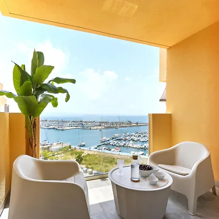 Vistapuertoatico Penthouse Between Two Seas Apartment *